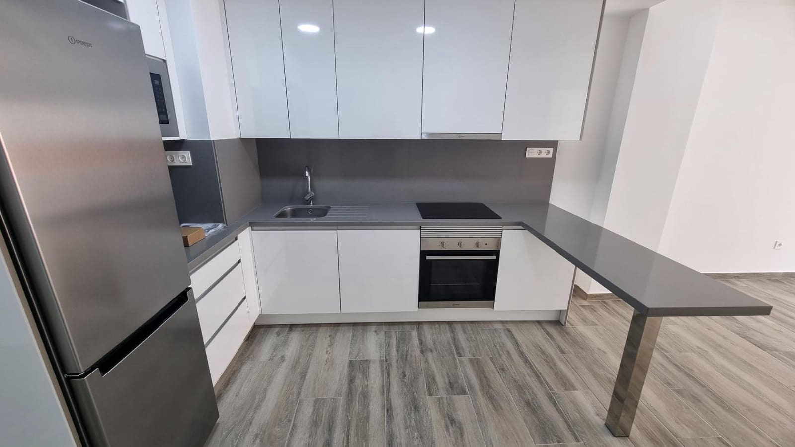 3 quarto Apartamento para venda em Torrevieja com piscina - 294 900 € (Ref: 8843503)