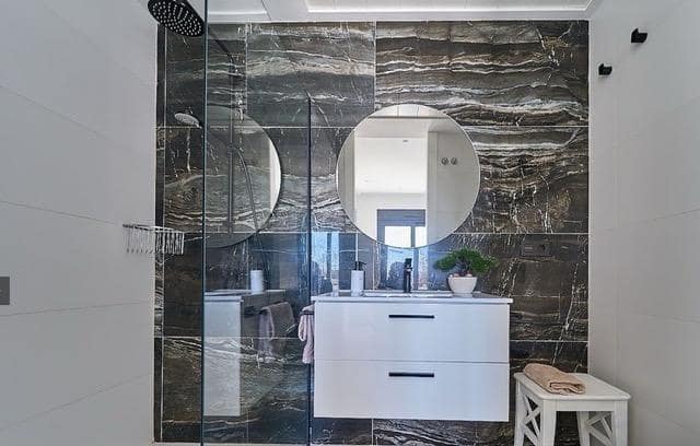 3 makuuhuone Paritalo myytävänä paikassa Finestrat mukana uima-altaan - 585 000 € (Ref: 8847655)