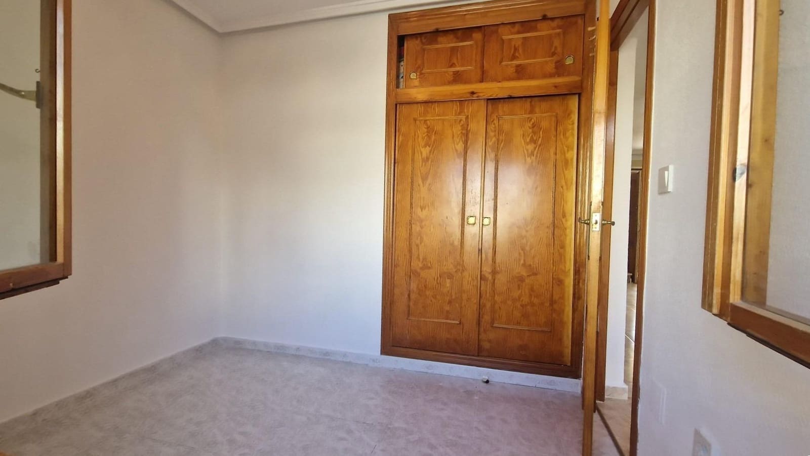 3 soveværelse Rækkehus til salg i Torrevieja med swimmingpool - € 185.000 (Ref: 8849770)