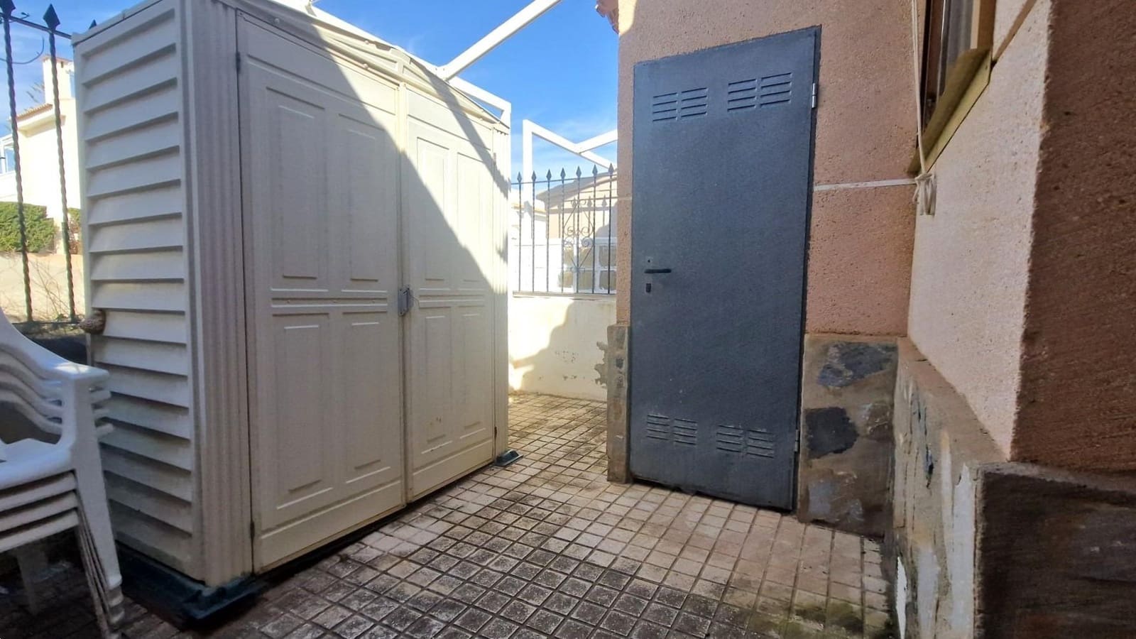 3 soveværelse Rækkehus til salg i Torrevieja med swimmingpool - € 185.000 (Ref: 8849770)