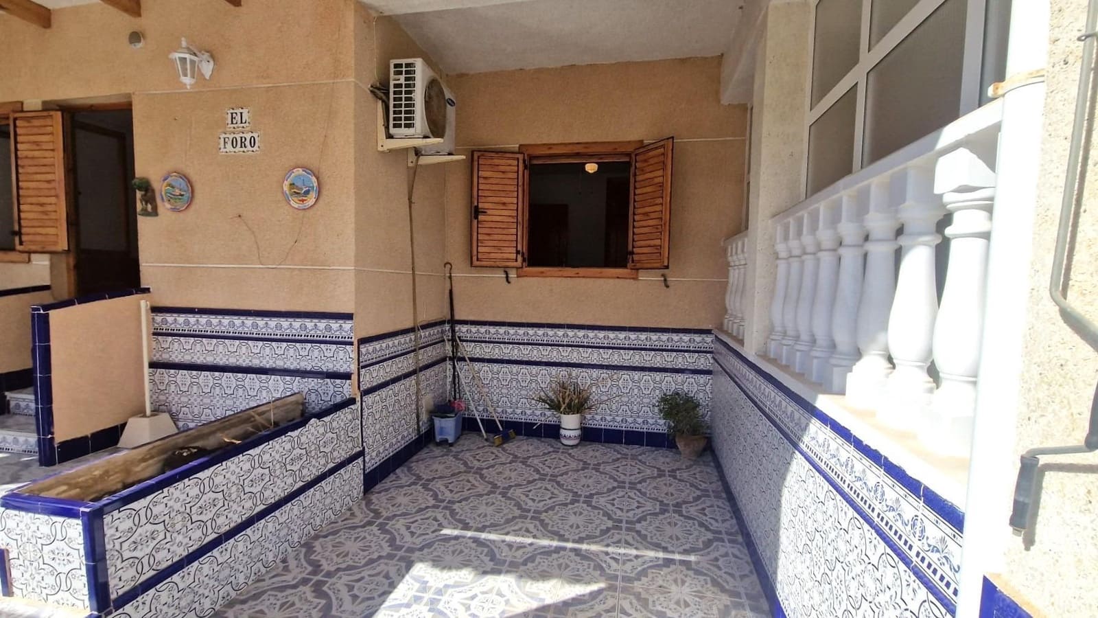 3 soveværelse Rækkehus til salg i Torrevieja med swimmingpool - € 185.000 (Ref: 8849770)