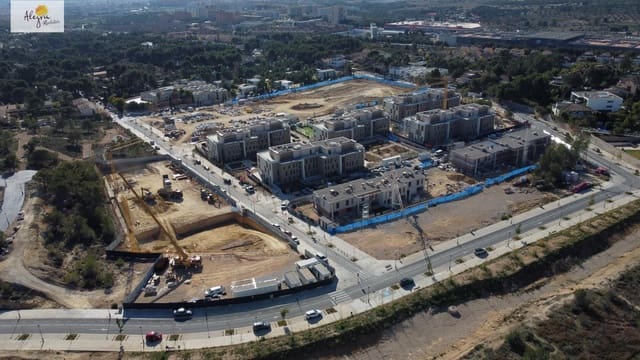 3 slaapkamer Appartement te koop in Godella met zwembad - € 451.000 (Ref: 8851669)