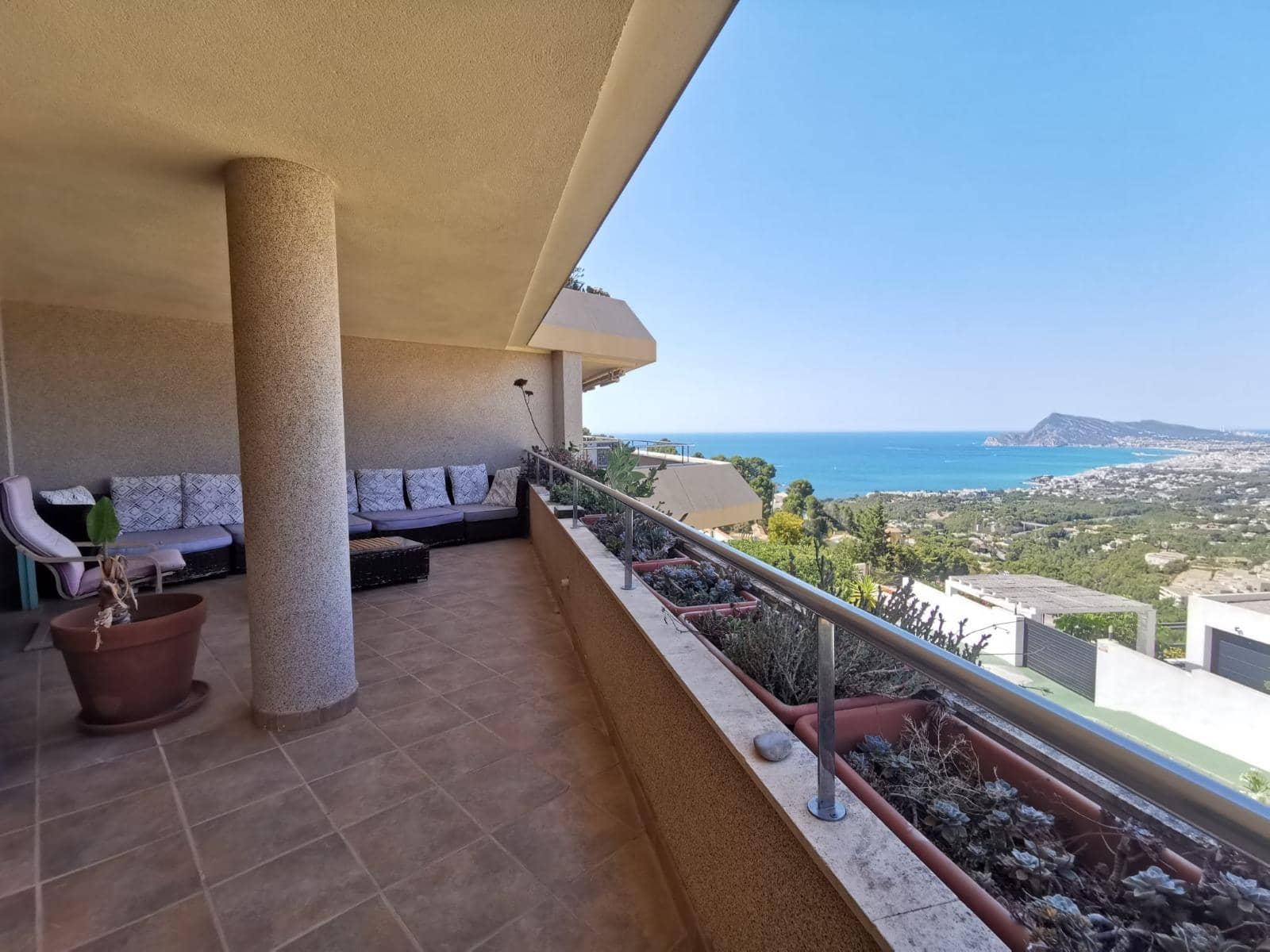 3 bedroom Flat for sale in Altea with pool - € 545,000 (Ref: 8855130)