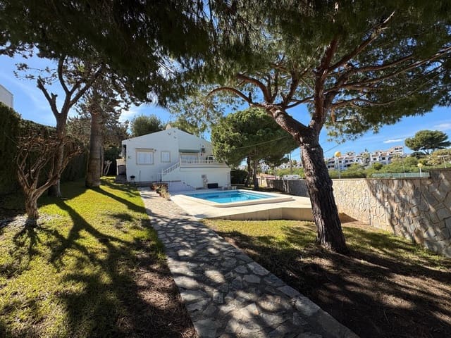 3 soverom Villa til salgs i Cabo Roig, Orihuela med svømmebasseng garasje - € 750 000 (Ref: 8865291)