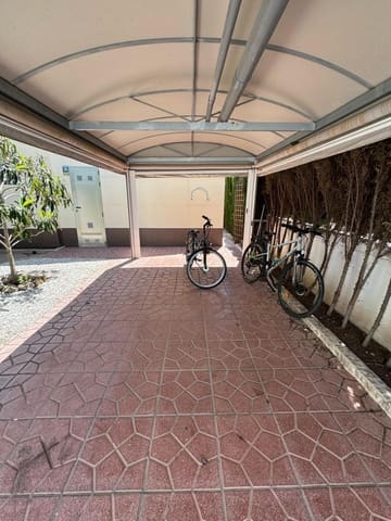 3 slaapkamer Villa te koop in Benijófar met zwembad - € 340.000 (Ref: 8867149)