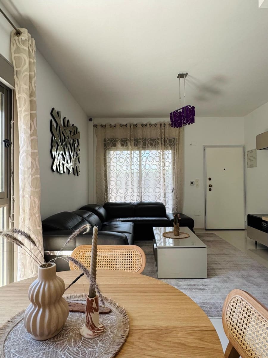 3 slaapkamer Villa te koop in Benijofar met zwembad - € 340.000 (Ref: 8867149)