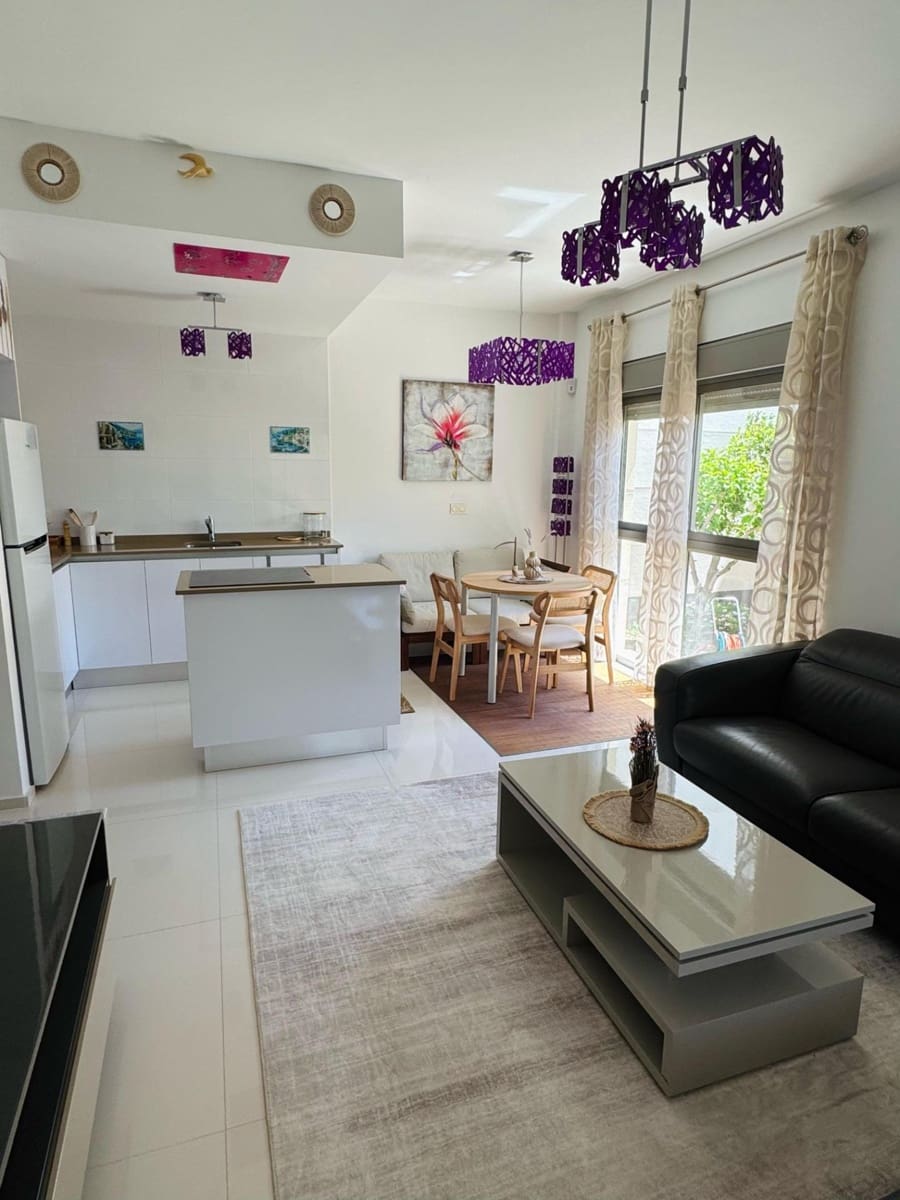 3 slaapkamer Villa te koop in Benijofar met zwembad - € 340.000 (Ref: 8867149)