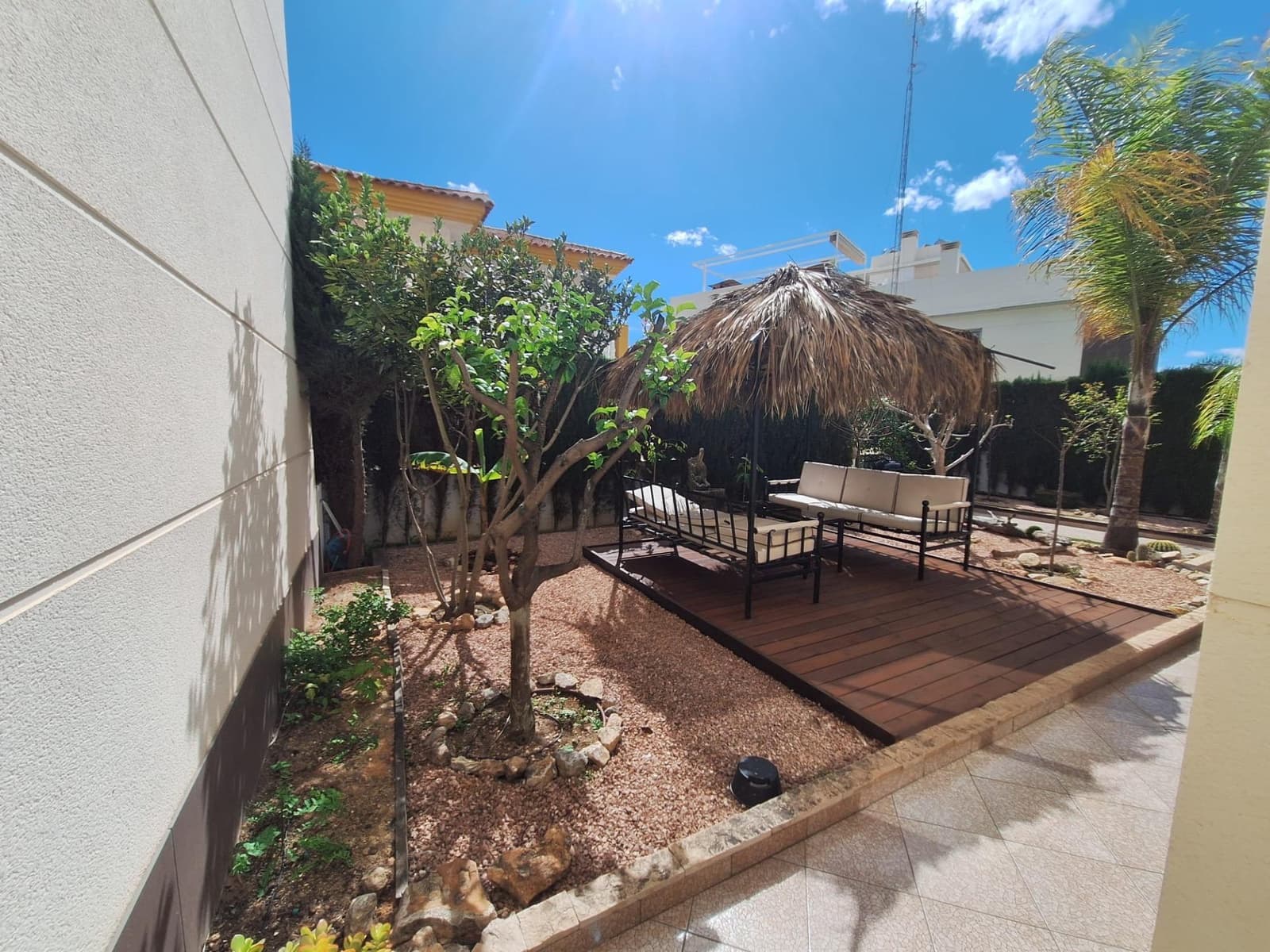 3 slaapkamer Villa te koop in Benijofar met zwembad - € 340.000 (Ref: 8867149)