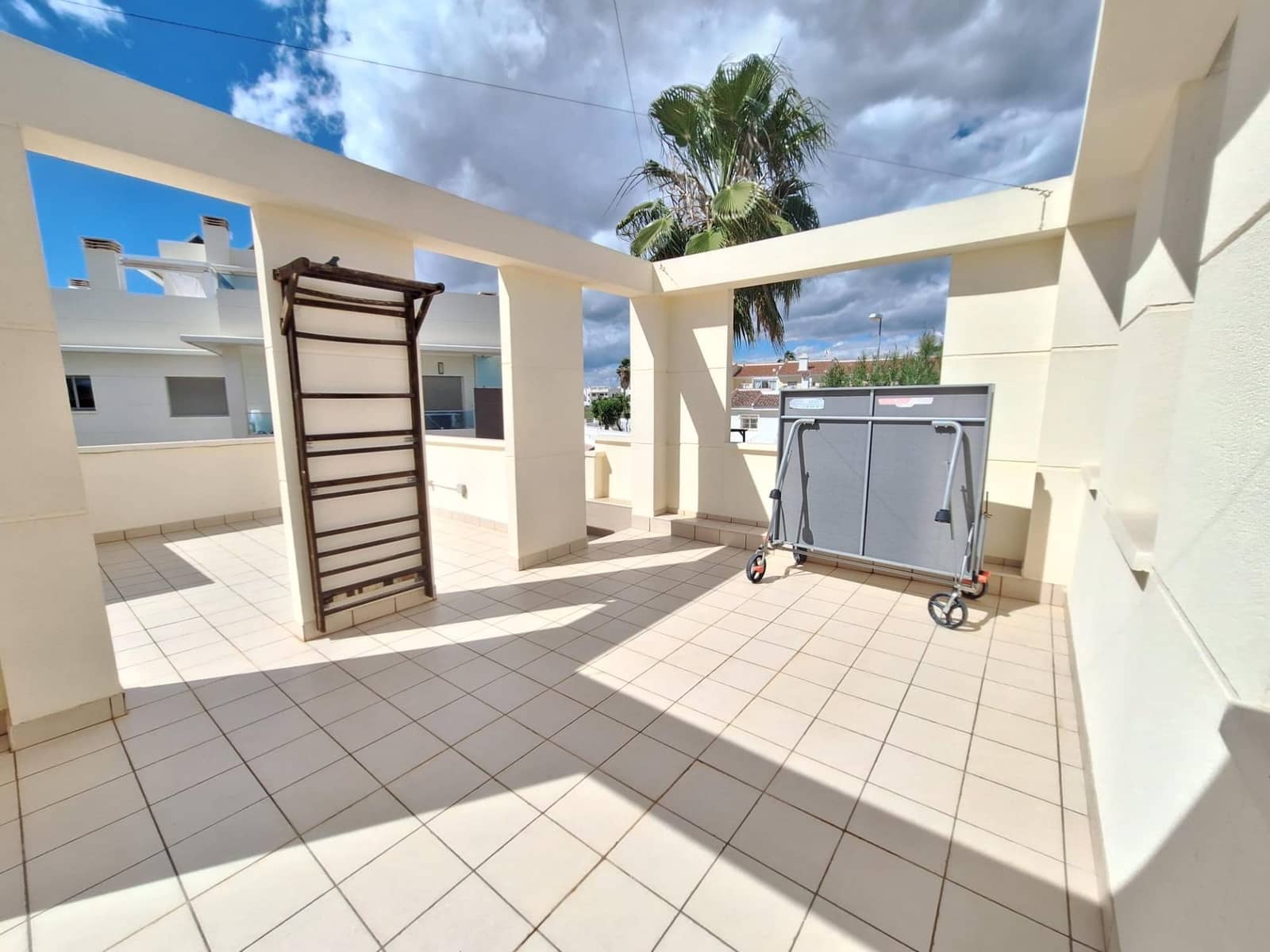 3 slaapkamer Villa te koop in Benijofar met zwembad - € 340.000 (Ref: 8867149)