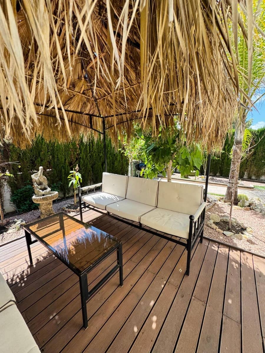 3 slaapkamer Villa te koop in Benijofar met zwembad - € 340.000 (Ref: 8867149)