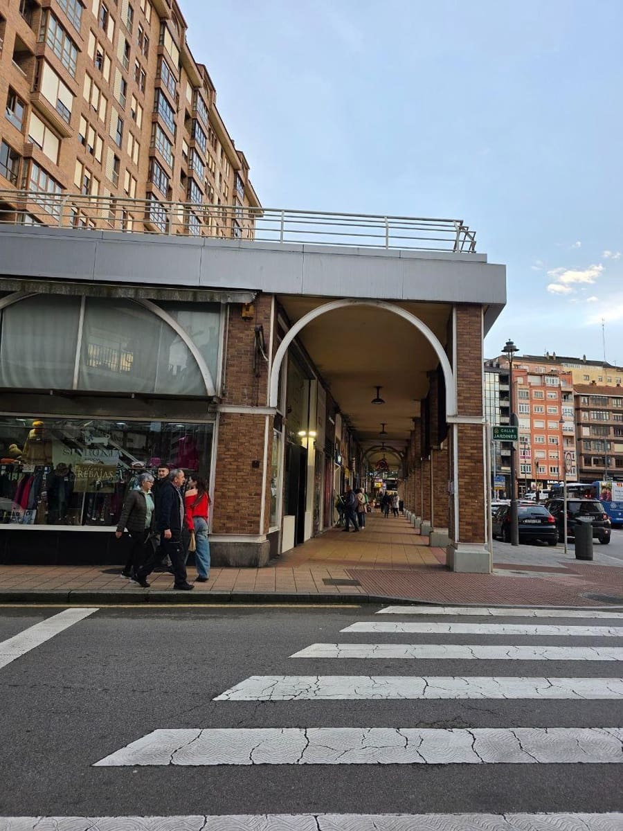 1 slaapkamer Penthouse te koop in Aviles - € 109.000 (Ref: 8867150)