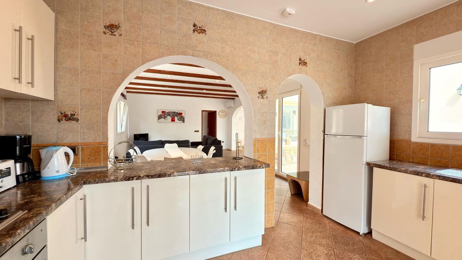 5 quarto Moradia para venda em Calpe / Calp com piscina garagem - 670 000 € (Ref: 8879841)