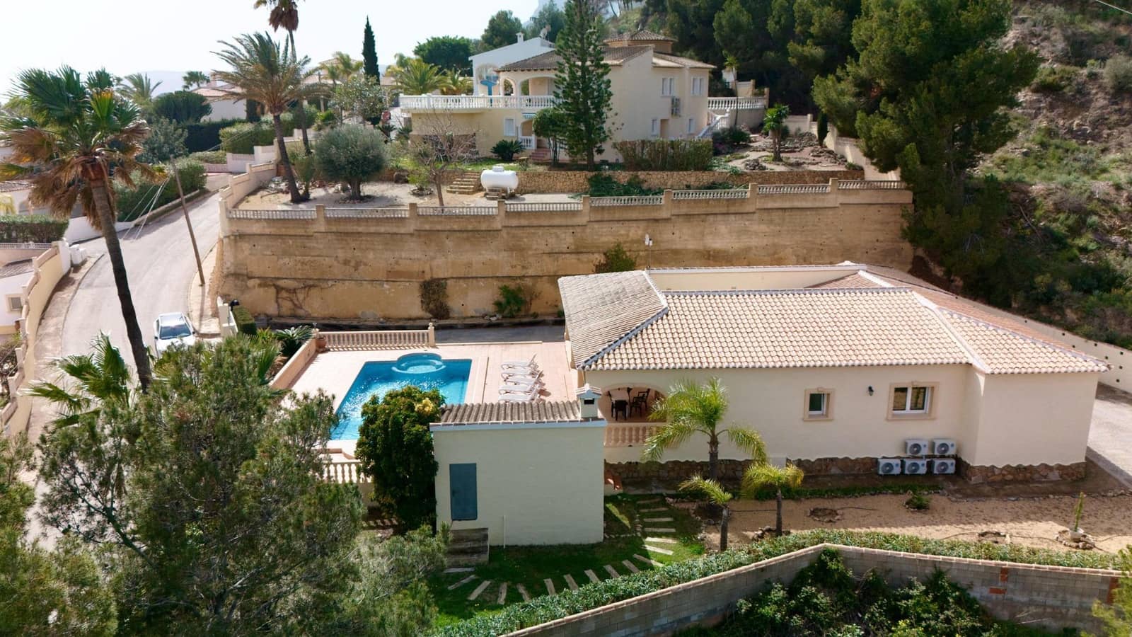 5 quarto Moradia para venda em Calpe / Calp com piscina garagem - 670 000 € (Ref: 8879841)