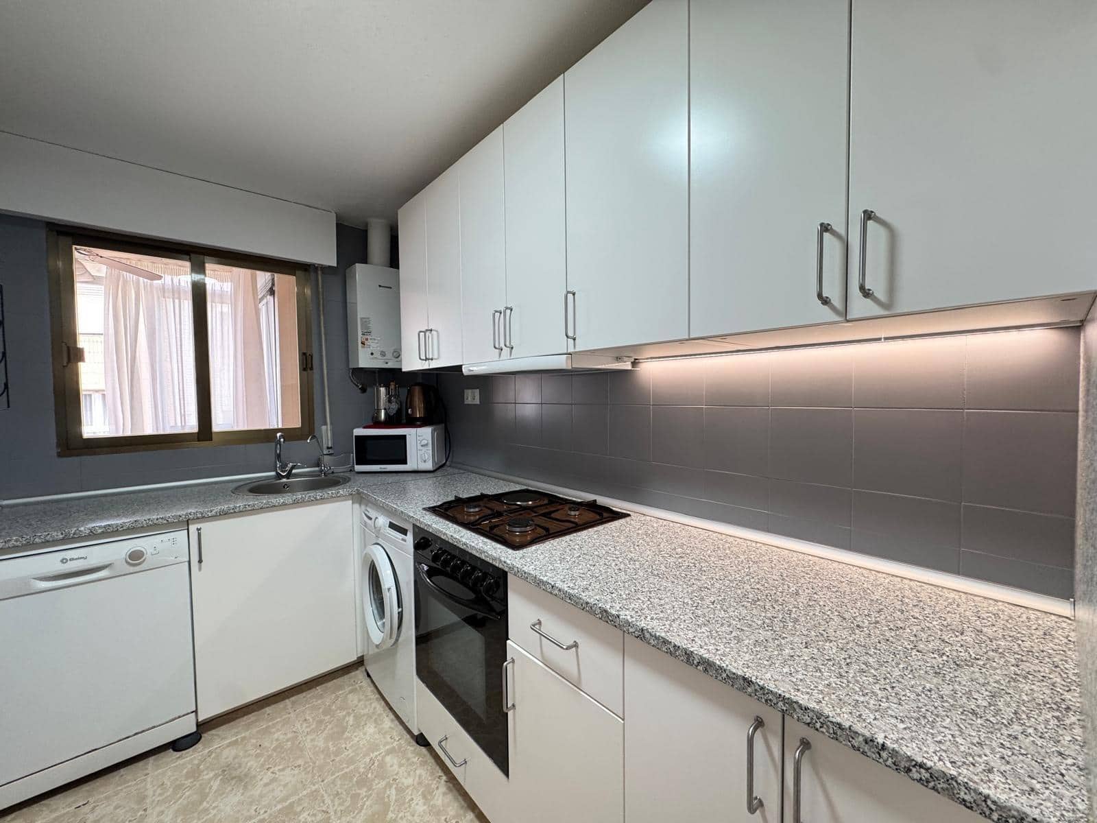 3 soverom Leilighet til salgs i Torrevieja - € 199 900 (Ref: 8893097)