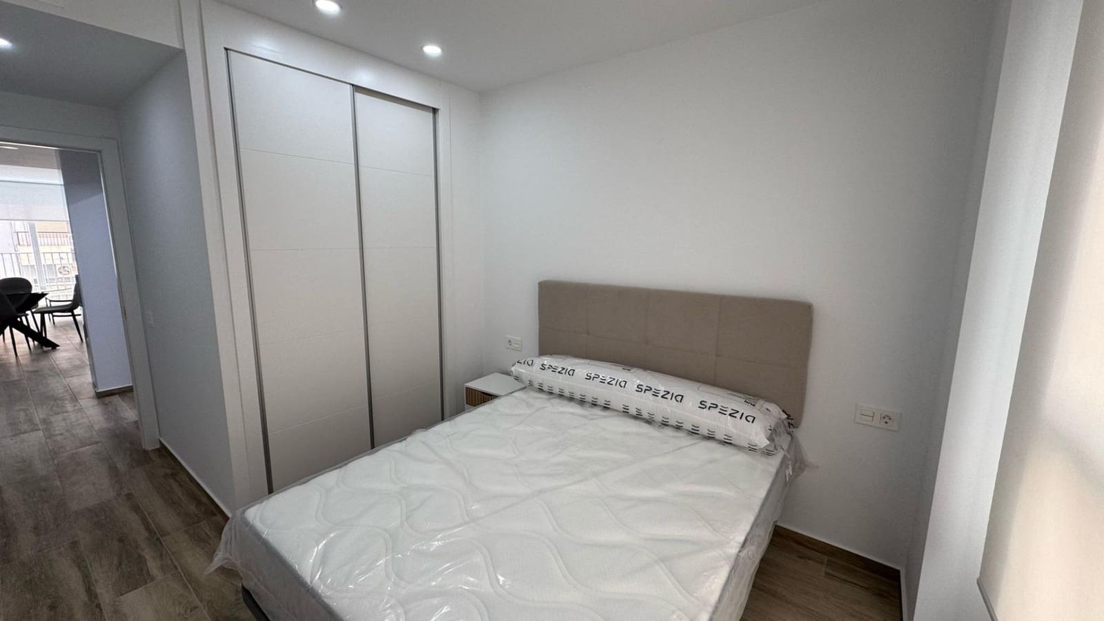 1 soveværelse Lejlighed til salg i Alicante by med swimmingpool - € 245.000 (Ref: 8893099)