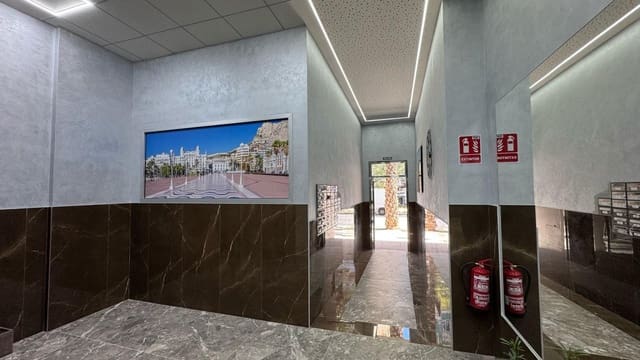 1 chambre Appartement à vendre à Mercado, Alicante ville avec piscine - 245 000 € (Ref: 8893099)