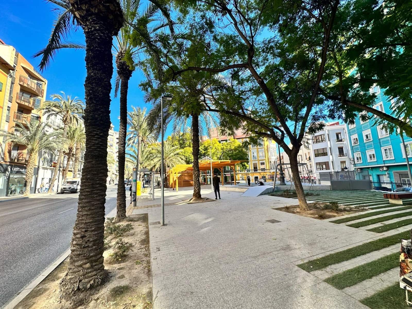 1 soveværelse Lejlighed til salg i Alicante by med swimmingpool - € 245.000 (Ref: 8893099)