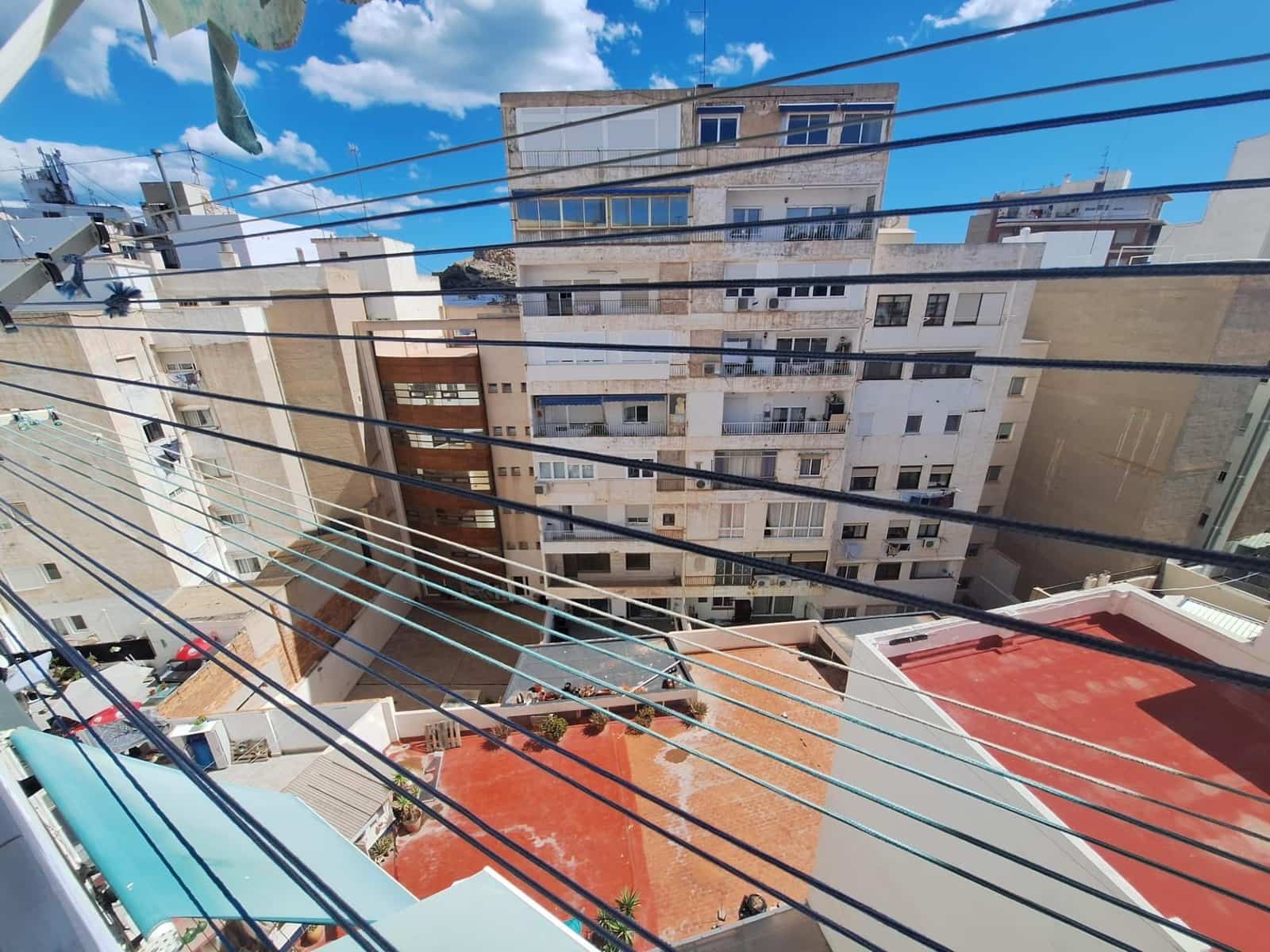 4 sovrum Lägenhet till salu i Alicante stad - 329 200 € (Ref: 8894980)