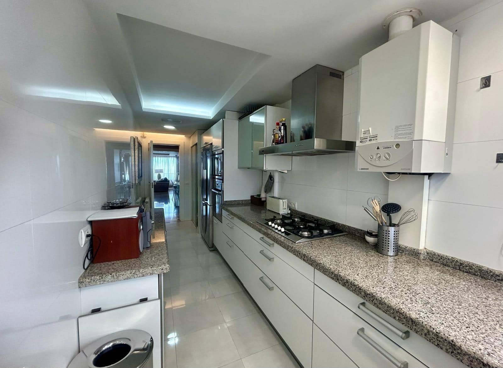 3 quarto Apartamento para venda em Benidorm com piscina - 850 000 € (Ref: 8896796)