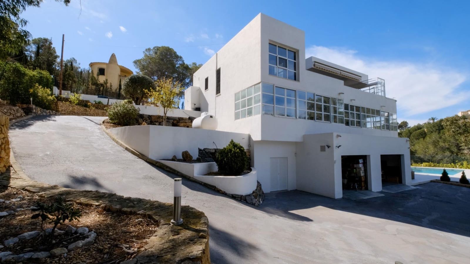 8 bedroom Villa for sale in Altea with pool garage - € 1,295,000 (Ref: 8902153)