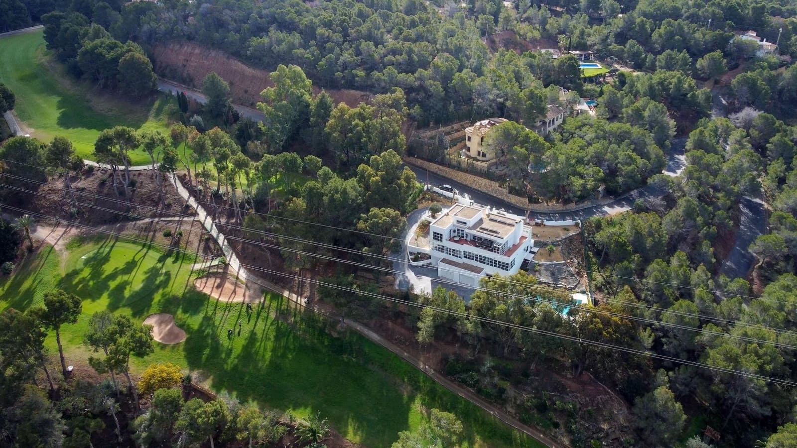 8 bedroom Villa for sale in Altea with pool garage - € 1,295,000 (Ref: 8902153)