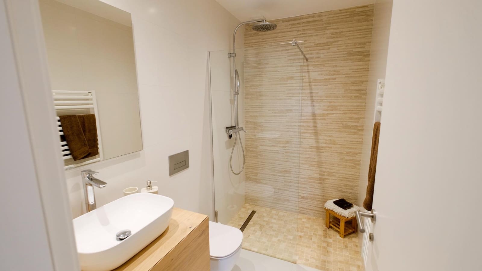 8 bedroom Villa for sale in Altea with pool garage - € 1,295,000 (Ref: 8902153)