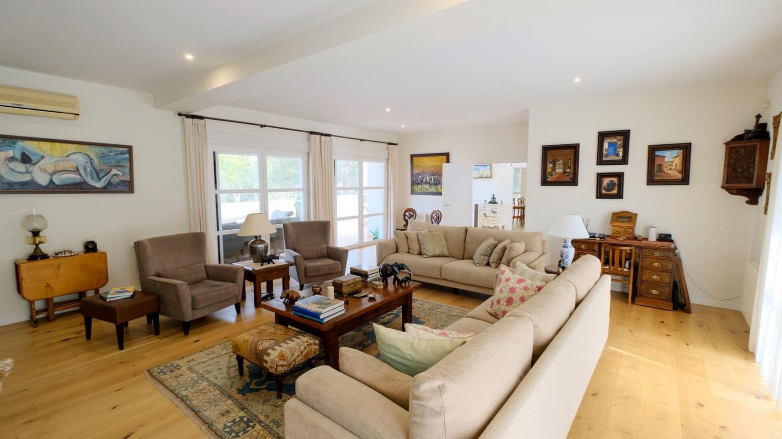 8 bedroom Villa for sale in Altea with pool garage - € 1,295,000 (Ref: 8902153)