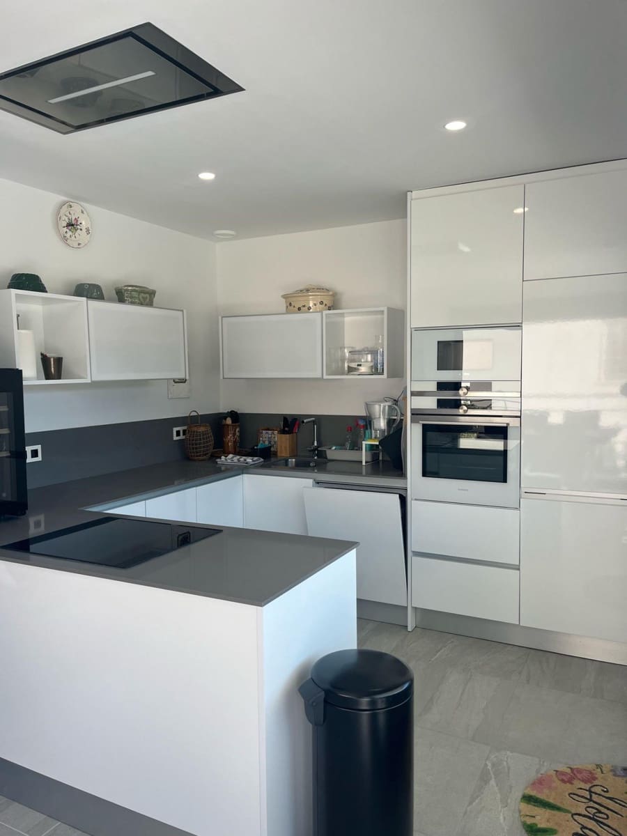 3 bedroom Villa for sale in San Miguel de Salinas with pool - € 399,500 (Ref: 8912926)