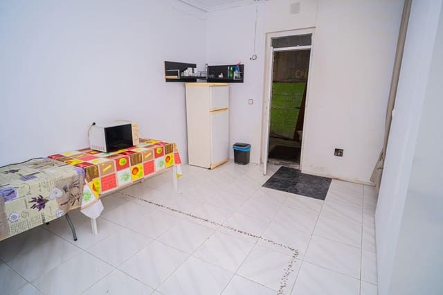 Business for sale in Avilés - € 65,000 (Ref: 8915362)