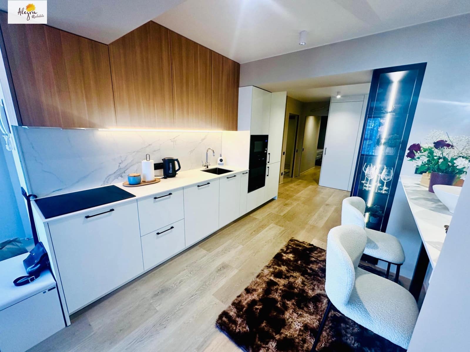 Apartamento de 2 habitaciones en Alicante / Alacant ciudad en venta - 381.000 € (Ref: 8921298)