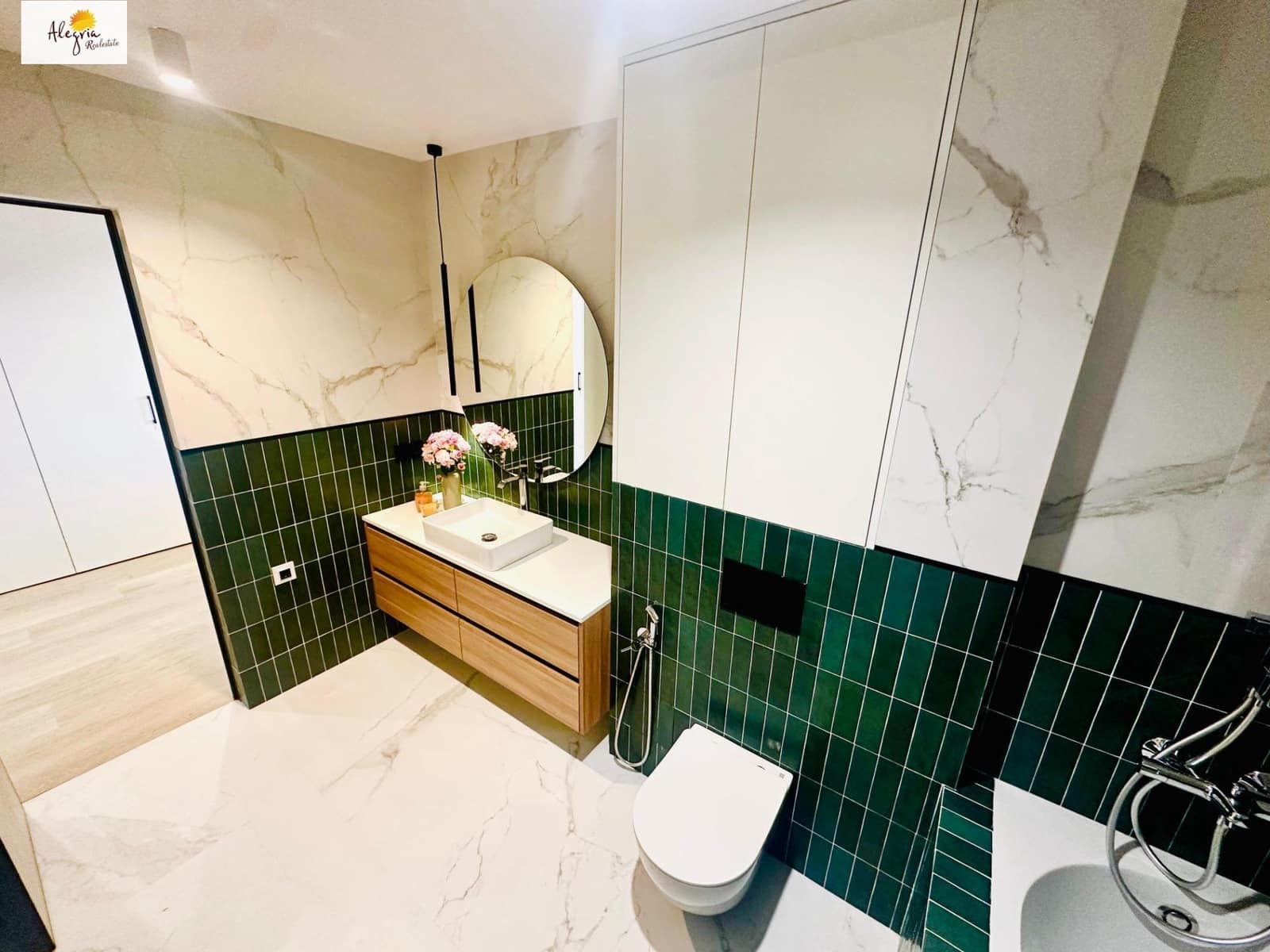 Apartamento de 2 habitaciones en Alicante / Alacant ciudad en venta - 381.000 € (Ref: 8921298)