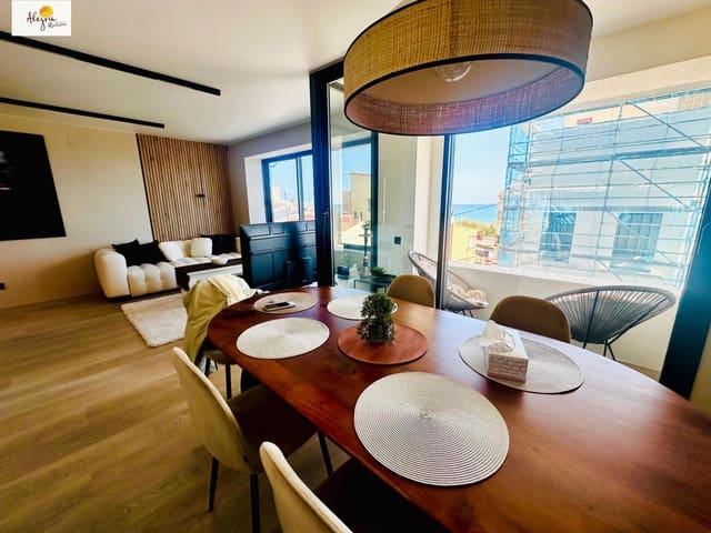 Apartamento de 2 habitaciones en Alicante / Alacant ciudad en venta - 381.000 € (Ref: 8921298)