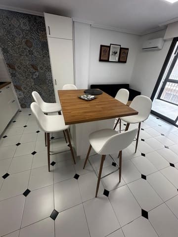 Apartamento de 2 habitaciones en Centro, Torrevieja en venta - 164.900 € (Ref: 8926691)