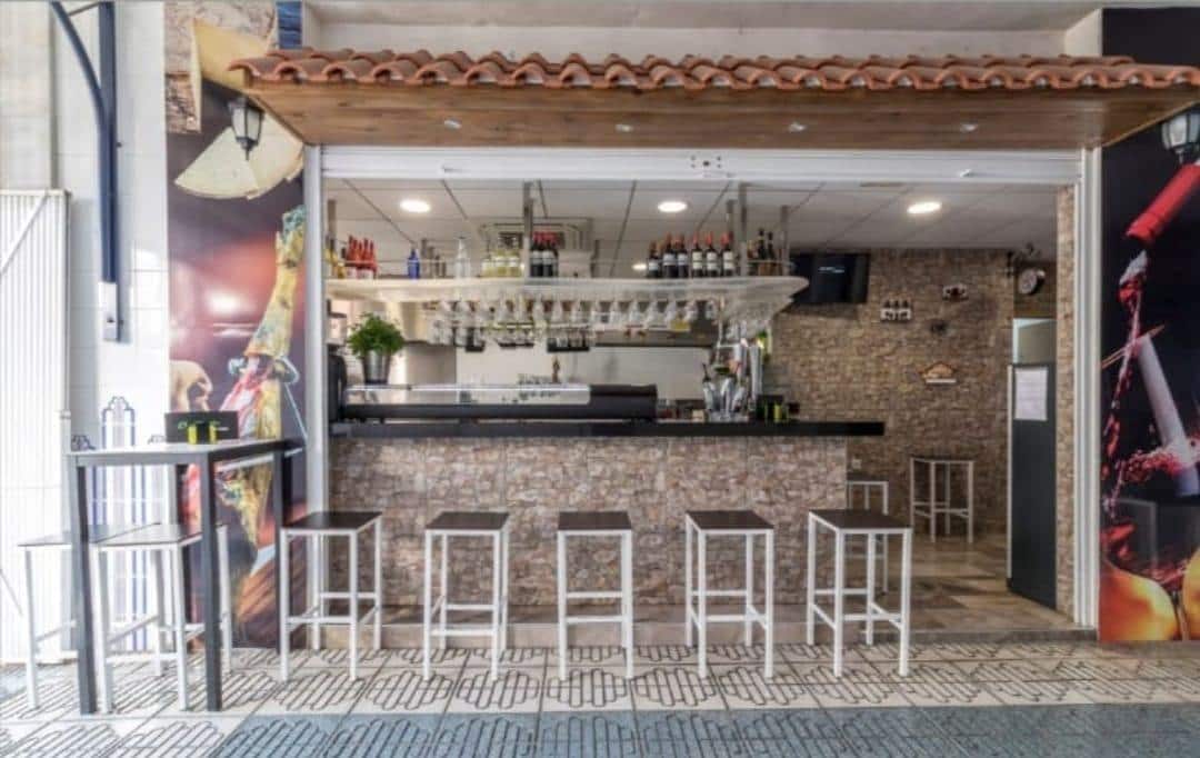 Erhverv til salg i Playa de San Juan - € 380.000 (Ref: 8926692)