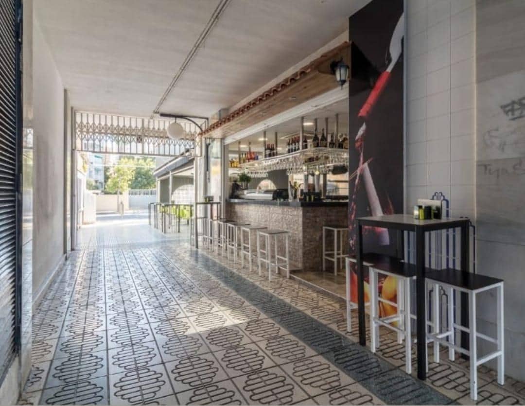 Erhverv til salg i Playa de San Juan - € 380.000 (Ref: 8926692)