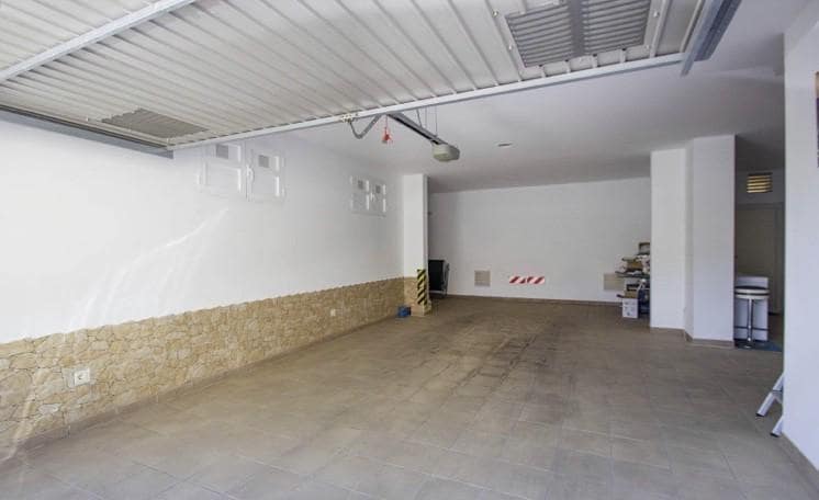 Chalet de 5 habitaciones en Calpe / Calp en venta con piscina - 1.350.000 € (Ref: 8926695)