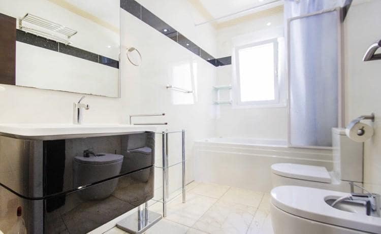 Chalet de 5 habitaciones en Calpe / Calp en venta con piscina - 1.350.000 € (Ref: 8926695)