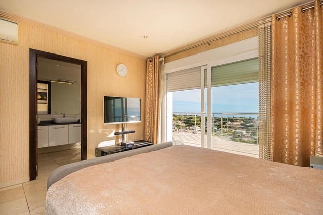 Chalet de 5 habitaciones en Calpe / Calp en venta con piscina - 1.350.000 € (Ref: 8926695)