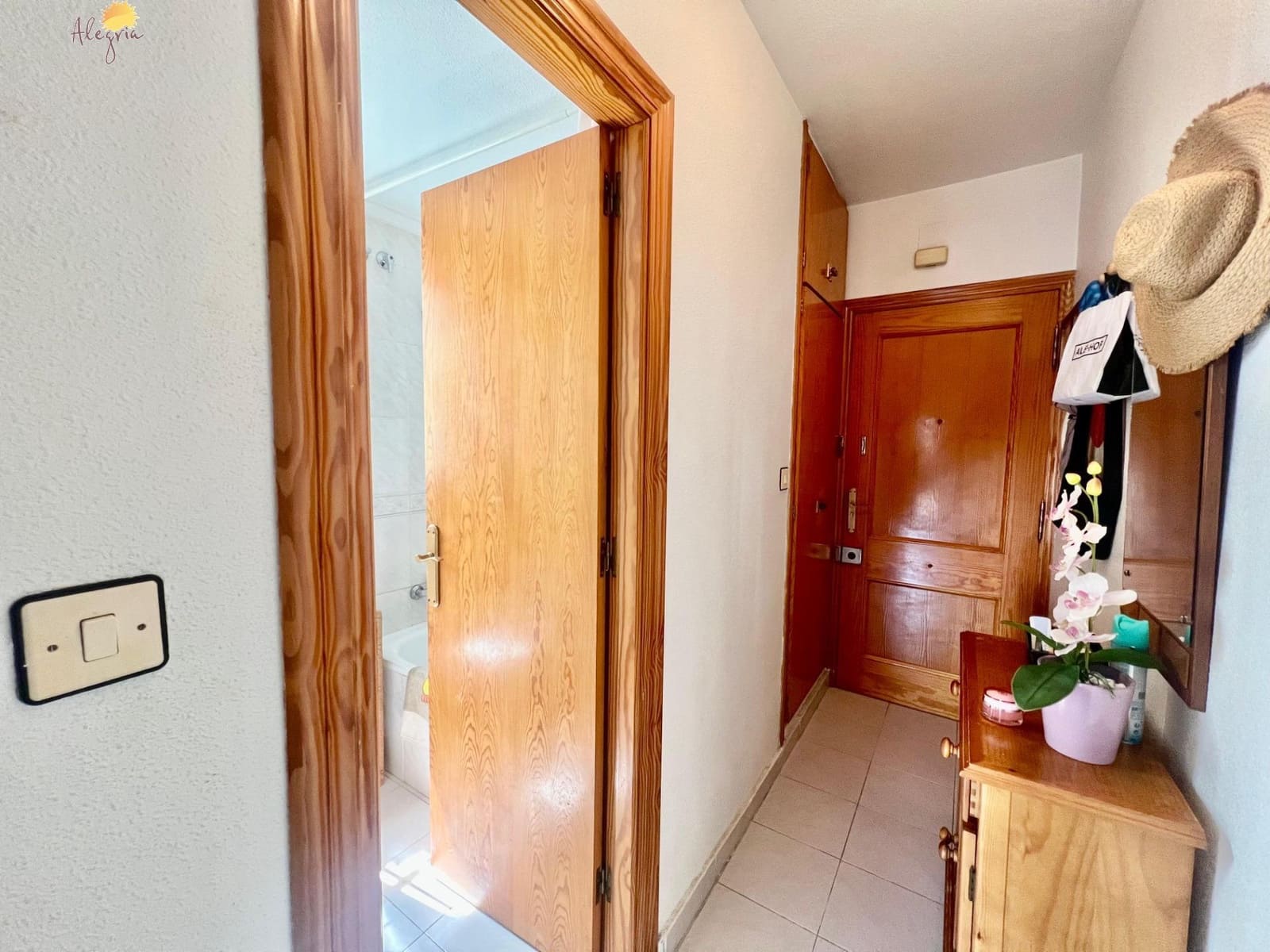 Studio til salgs i Torrevieja - € 83 000 (Ref: 8935125)