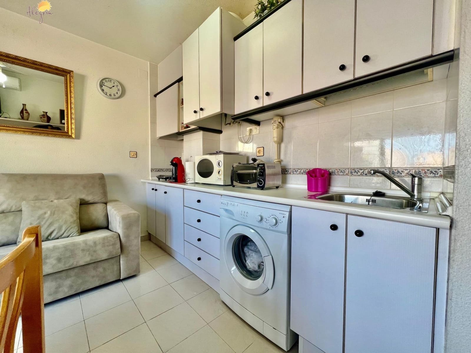 Studio til salgs i Torrevieja - € 83 000 (Ref: 8935125)