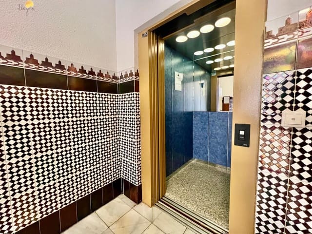 Studio for sale in Avenida Habaneras - Curva de Palangre, Torrevieja - € 83,000 (Ref: 8935125)