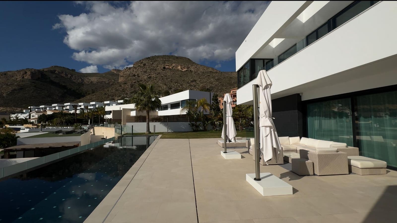 3 camera da letto Villa in vendita in Finestrat con piscina garage - 2.500.000 € (Rif: 8937166)