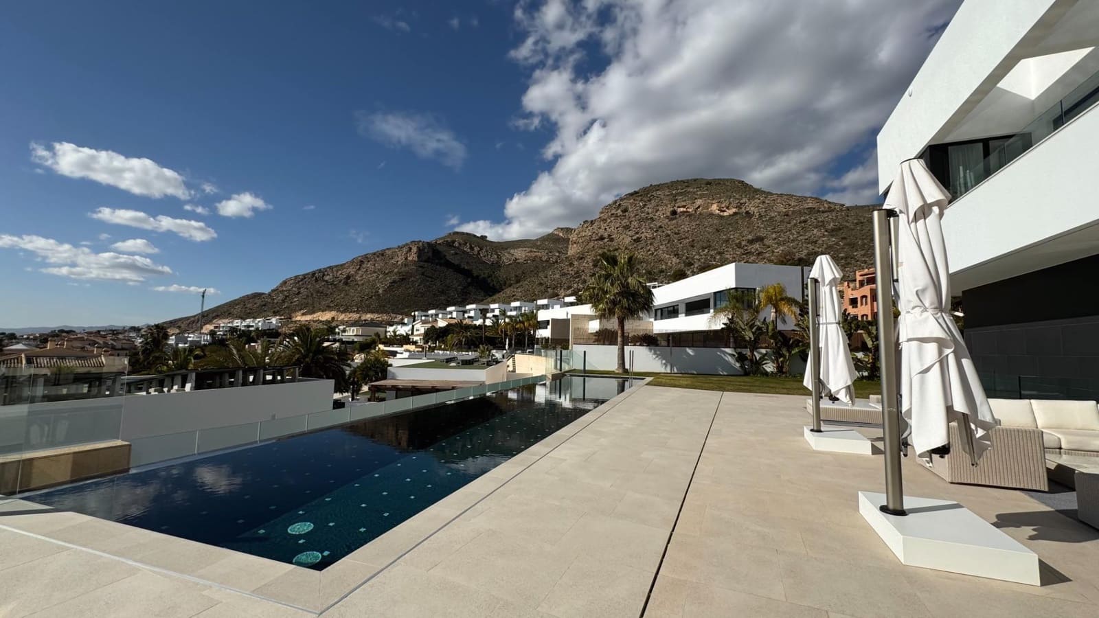 3 camera da letto Villa in vendita in Finestrat con piscina garage - 2.500.000 € (Rif: 8937166)