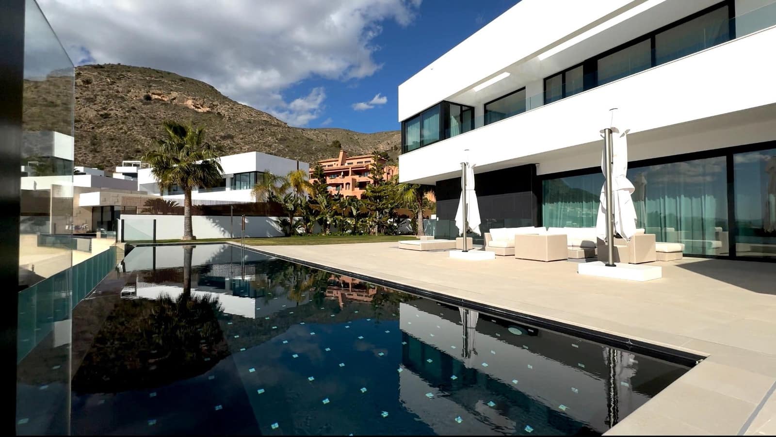 3 camera da letto Villa in vendita in Finestrat con piscina garage - 2.500.000 € (Rif: 8937166)