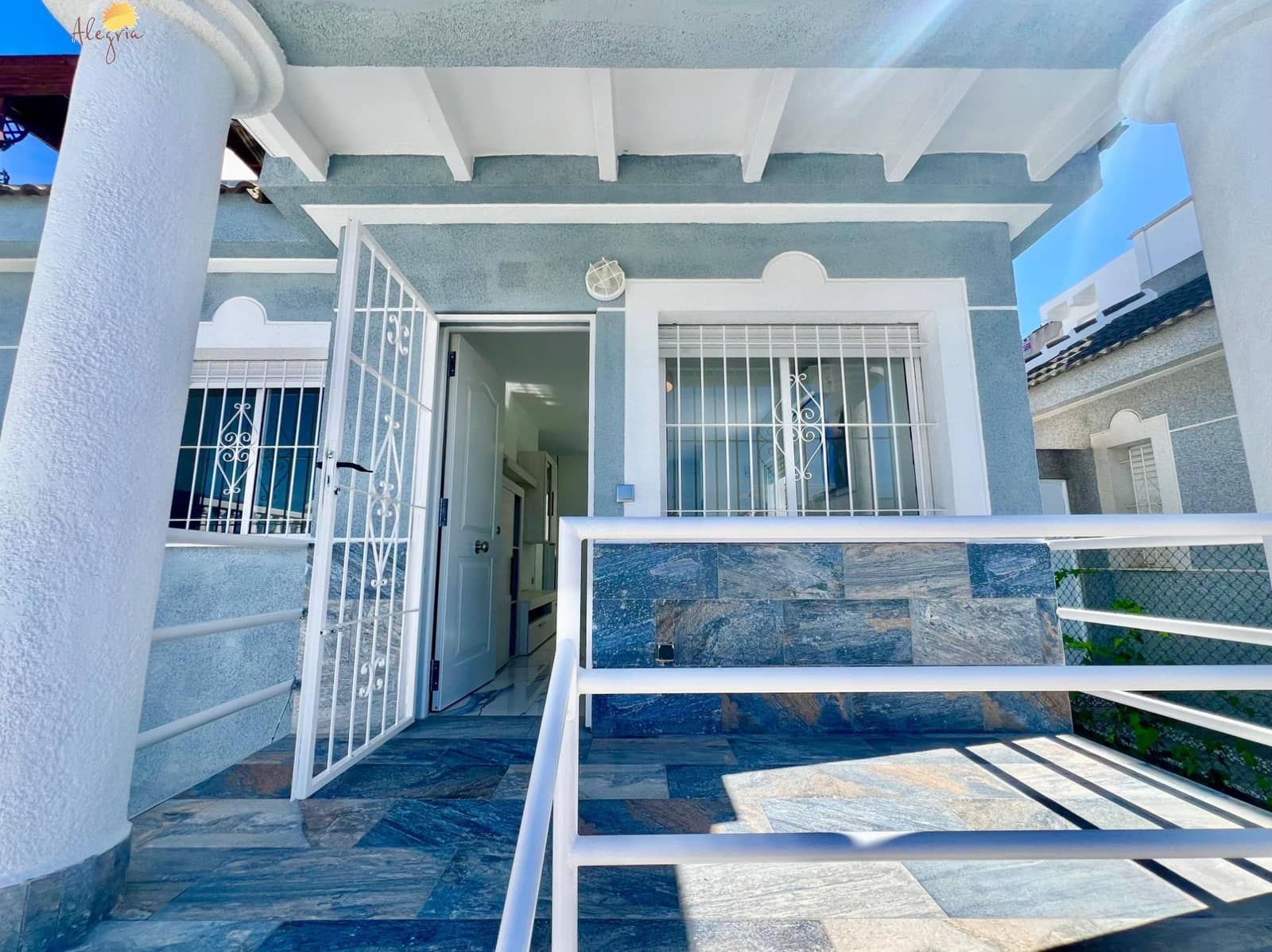 2 chambre Villa/Maison Semi-Mitoyenne à vendre à El Chaparral - 175 000 € (Ref: 8944081)