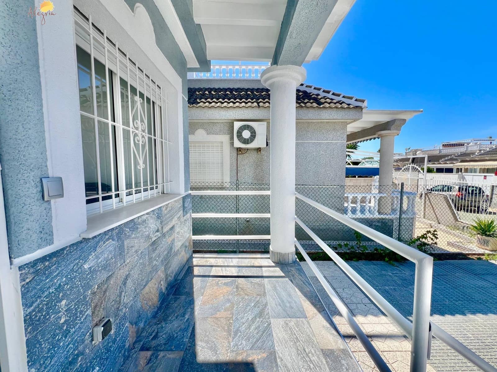 2 chambre Villa/Maison Semi-Mitoyenne à vendre à El Chaparral - 175 000 € (Ref: 8944081)