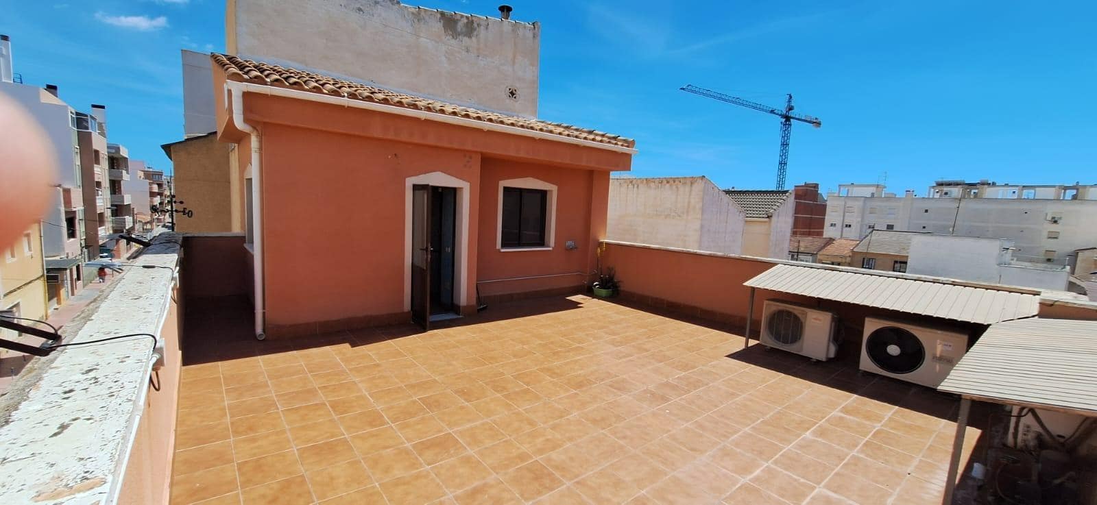 Komercyjne na sprzedaż w Torrevieja z garażem - 400 000 € (Ref: 8944090)