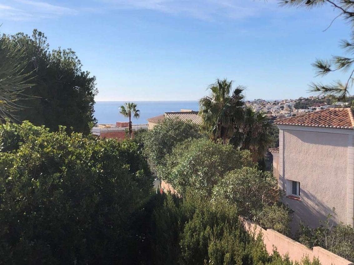 5 bedroom Villa for sale in Benitachell / Benitatxell with pool - € 630,000 (Ref: 8946745)