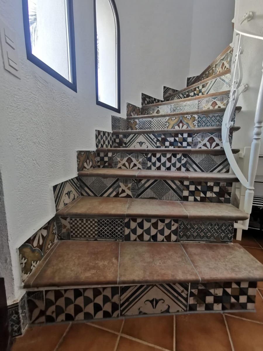 5 bedroom Villa for sale in Benitachell / Benitatxell with pool - € 630,000 (Ref: 8946745)