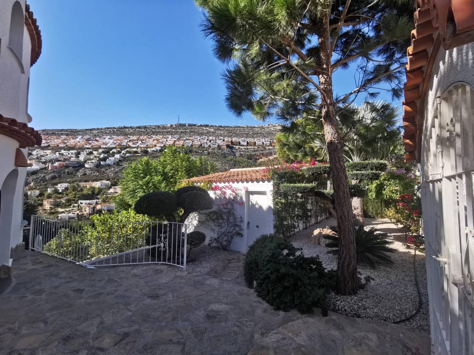 5 bedroom Villa for sale in Benitachell / Benitatxell with pool - € 630,000 (Ref: 8946745)